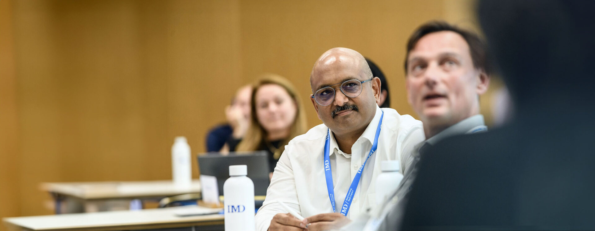 20231207-GlobalPages-ExecutiveEducation-TopBanner-BlueFilter-Desktop-2880x1120 - IMD Business School - IMD Business School