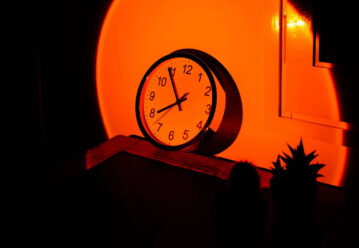 20241028-TONOMUS-News-grid-ai-safety-clock-existential-risk-big-1500x1036 - IMD Business School - IMD Business School